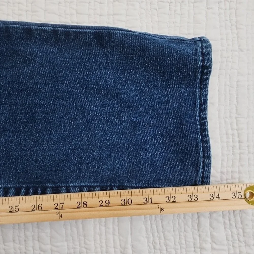 True Religion Ricky Jeans Men's 38 x 34 Relaxed Straight Blue Denim NWT NEW‎